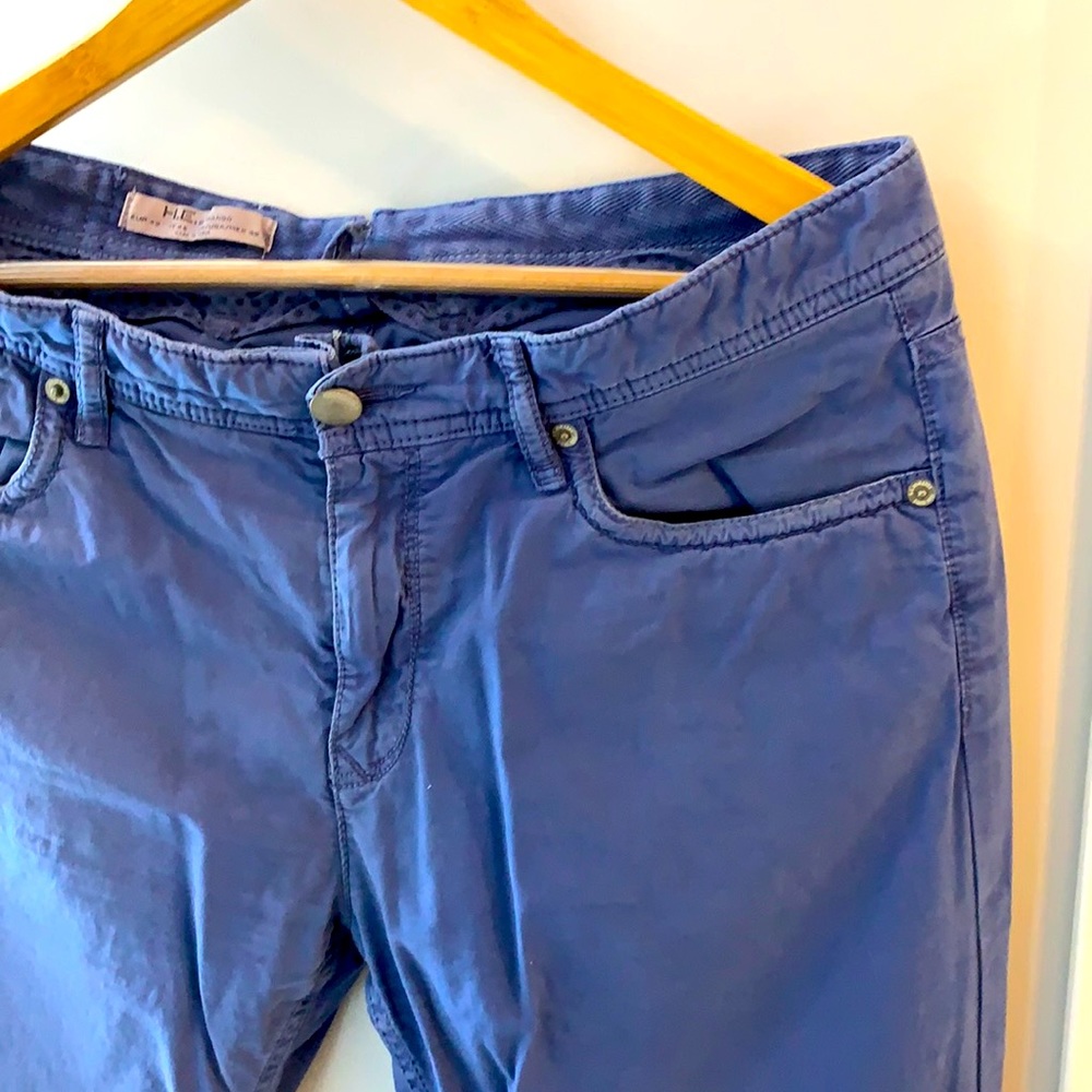 Men’s casual pants.  European cut. Size 32.